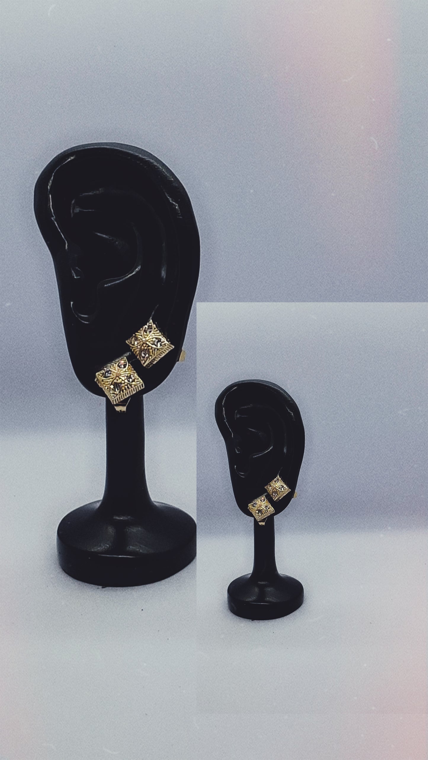 Gold Square Crystal Stud Earrings – Elegant Vintage Sparkle Design (DSE-GSQ-01)