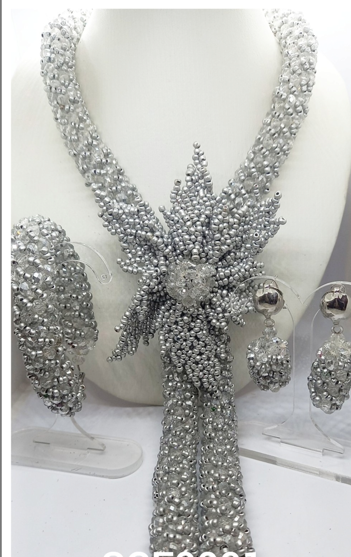 Silver Crystal Floral Luxury Beaded Necklace Set with Bracelet & Earrings (DSE-SCF-0001)