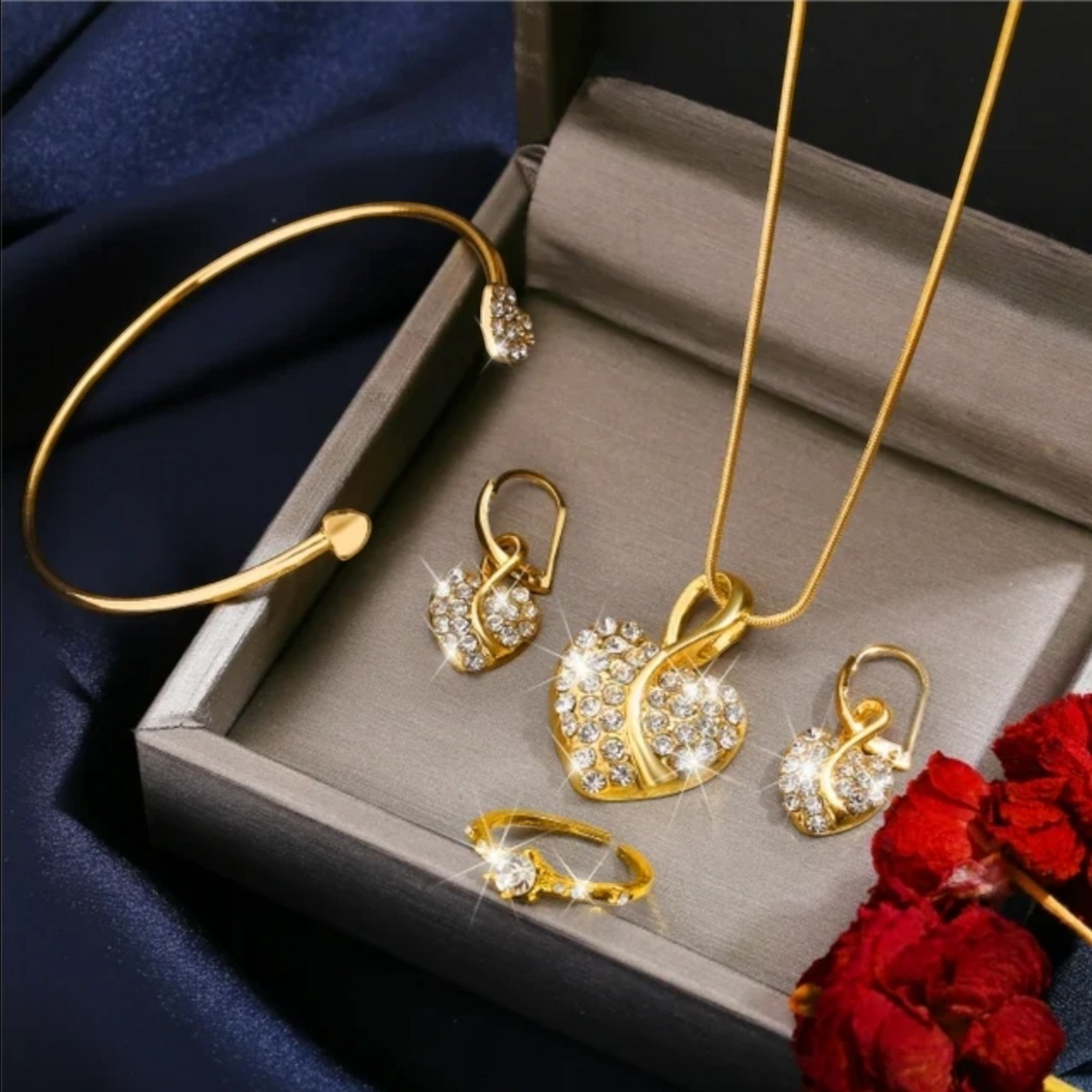 4pc Exquisite Silver Heart Diamond Pendant Necklace,  Bracelet,  Crystal Earrings,  Ring Jewellery Set